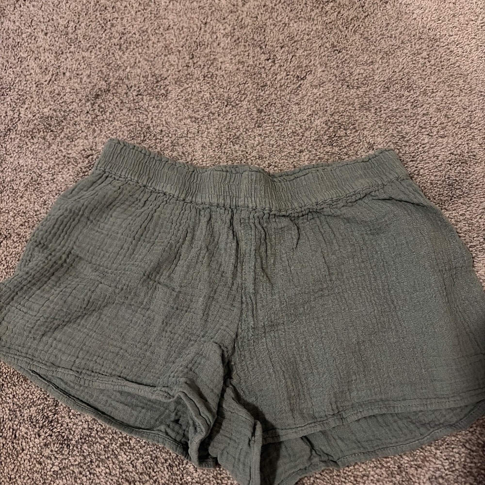 Light green textured shorts
